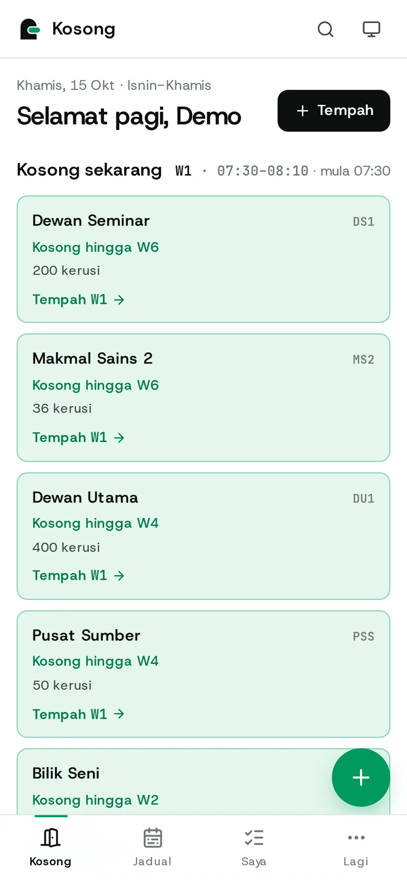 Skrin Kosong e-Tempah di telefon pada Khamis, W1 07:30 hingga 08:10: Dewan Seminar, Makmal Sains 2, Dewan Utama dan Pusat Sumber kosong, masing-masing dengan pautan Tempah W1.